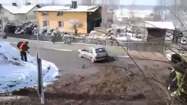 Водитель раллийного автомобиля 80 Уровень Прикол The driver of a car rally 80 Level Joke смотреть онлайн