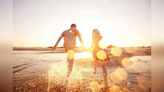 Лариса Галдеева "Скажите люди, что такое друг?!" читает Любовь Б. смотреть онлайн