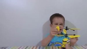 Летающий миньон