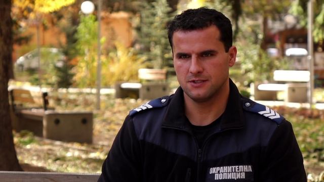 Човекът зад униформата: Стойчо смотреть онлайн