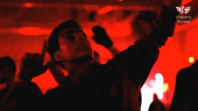 Имитация #Маникен_challenge на 