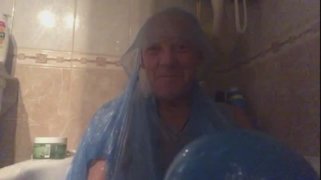 Дождевик не только для дождя ☝ смотреть онлайн