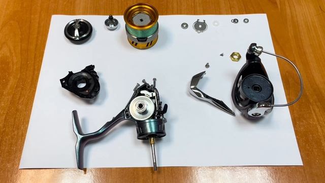 Daiwa 18 Regal LT 2000S. Как убрать люфт у рыболовной катушки? Обзор. смотреть онлайн