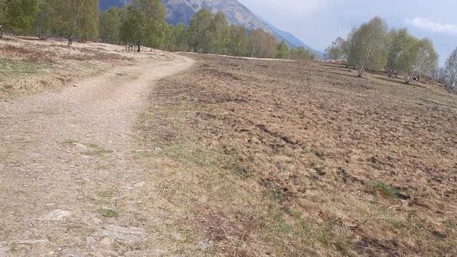 Смотрю снизу на вершину, на которой только что была и не верю своим глазам....Балки по диагонали смотреть онлайн