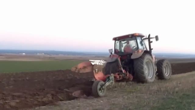 Case-IH MXM 155 en Accion - Trekkerweb.nl смотреть онлайн