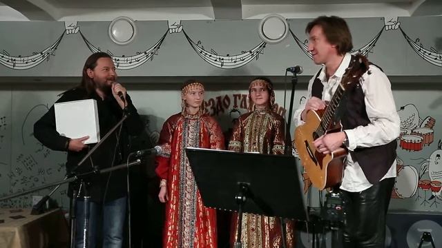 Сёстры Мария и София ЧЕРНЫШЁВЫ в гостях у Сергея СВЕТЛОВА смотреть онлайн