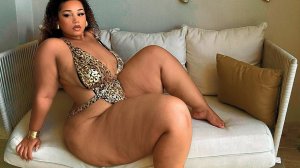 Oreh Lifestyle | Plus size Model | модель плюс-сайз | Modèles aux courbes | Miss Curvy Africa.