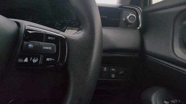 Обзор Honda Vezel 2021 обновленный Японский кроссовер