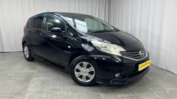 Обзор Nissan Note 2013 года выпуска