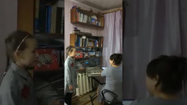 какая может быть распевка смотреть онлайн