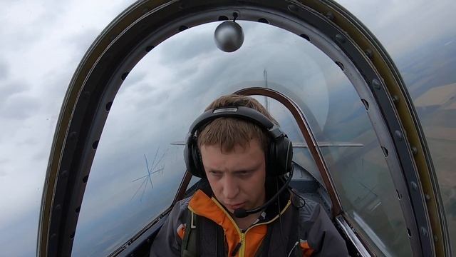Высший пилотаж на як 52 с перегрузками