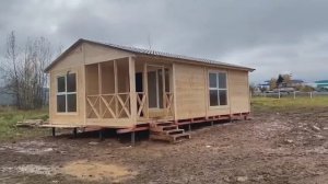 Дачный каркасный дом с крыльцом 6 на 9 метров.