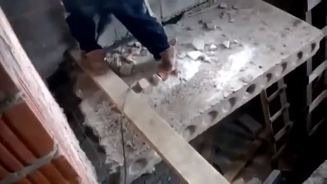 Гастарбайтеры на стройке Смотреть ВСЕМ!!! смотреть онлайн