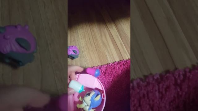 Добрый вечер пятницы. Когда кошка забалела🤒🤕 смотреть онлайн