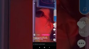 18+! В лайке снимают не только смешные видео но и 18+