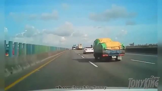 Прикол Прикольные видео 2015 Смешные Приколы Про Людей Best Funny Videos 2015 смотреть онлайн