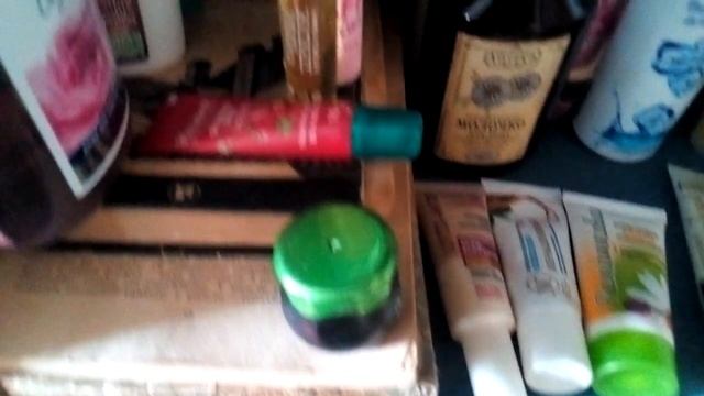 Пыльный уголок красоты.