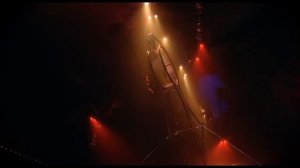 Цирк du Soleil - Колесо смерти (HD video)