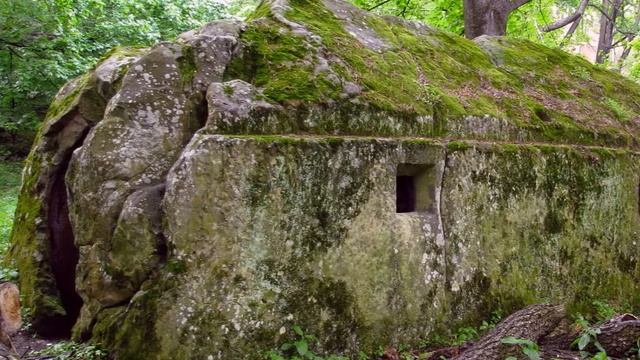 Sarcophags of the Atlantes? The Ukrainian Carpathians.#Саркофаги Атлантов?Украинские Карпаты. смотреть онлайн