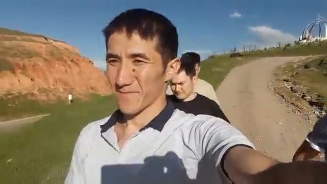 Классташ Достор менен эс алып(1) смотреть онлайн