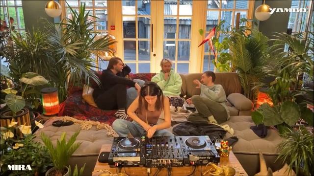 MIRA • live set at/Blanc • YAMBO смотреть онлайн