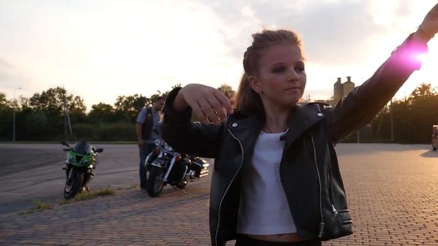 Стиль. Стиль медійної особистості. Ірина Климович та Оксана Пилип. КАДРИКИ смотреть онлайн