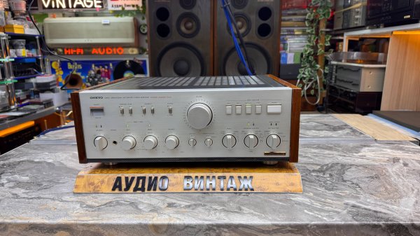 Усилитель Onkyo integra A-820GTR