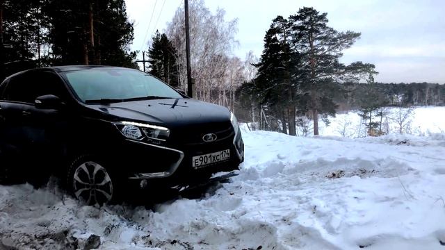 Лада Веста Кросс и Хрей Эксклюзив на бездорожье!Проверка снегом в своей Уральской Среде! смотреть онлайн