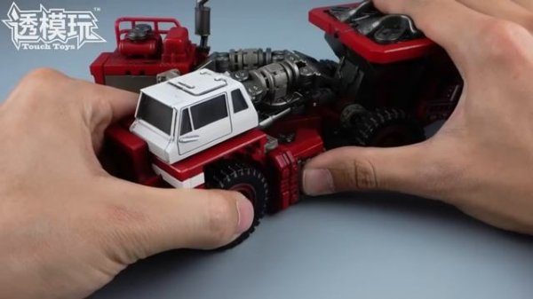 Девастатор Сборка Devil Saviour DS TROUBLEMAKER