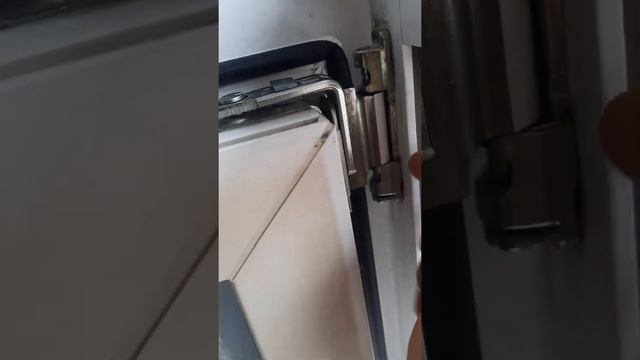 Устранение поддуваний створки окна не вызывая мастера. Не вызывайте мастера, сделайте сами смотреть онлайн