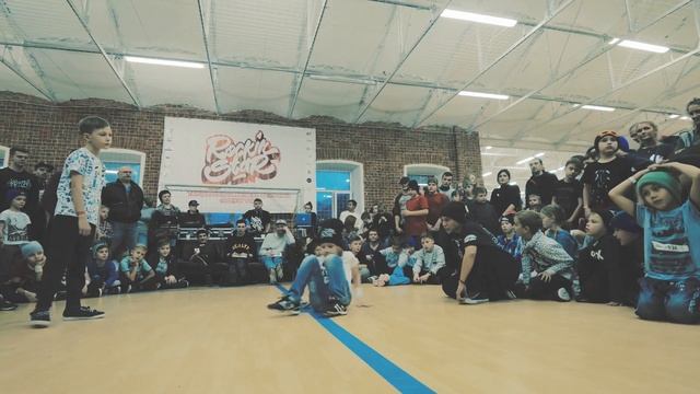 ROCKIN' STAR 2017 | BREAKING | SELECT 1x1 до 8 лет |  Bboy Molchyn Vs Zoya Gracheva