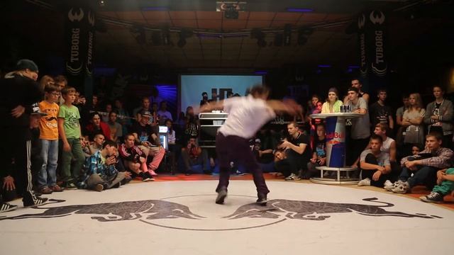 Эржена VS Mess - Финал B-girls - Gorky Battle 6 (2013)