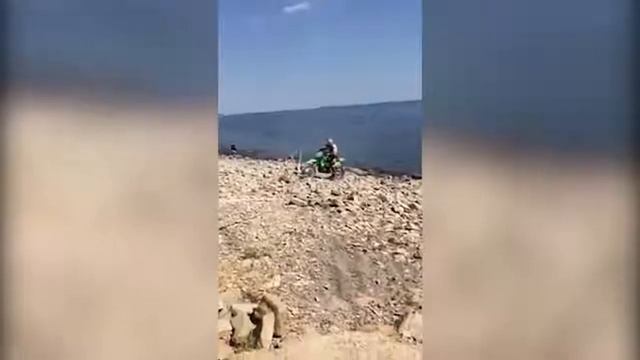 ЛУЧШИЕ ПРИКОЛЫ 2018 ИЮНЬ — Наденьте бахилы смотреть онлайн