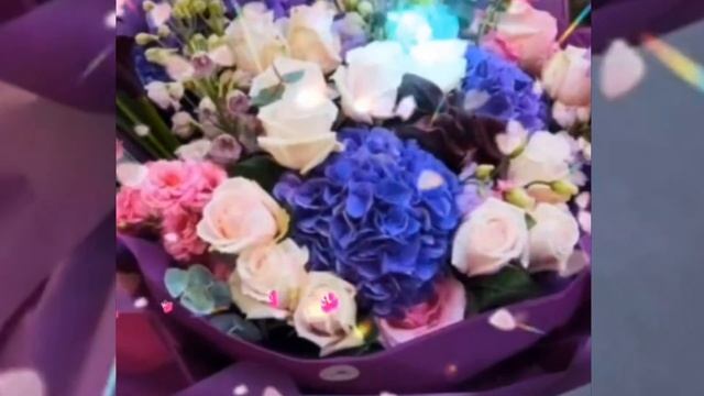 С Днем Рождения! Яркое Красивейшее Поздравление С Днем Рождения! смотреть онлайн