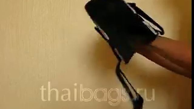 Маленькая сумочка-трапеция в цветочек смотреть онлайн
