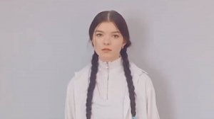 💥 ДЕВУШКА ЧИТАЕТ СТИХИ О ВОЙНЕ ДЛЯ КОНКУРСА ЧТЕЦОВ НА 9 МАЯ 1945 ГОДА. Военные стихотворения ВОВ