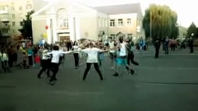 флешмоб,Dancing city смотреть онлайн