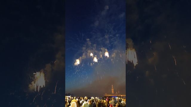 фрагмент окончание выступления 🇨🇳Китай – «Liuyang Jingduan New Art Display CO., LTD» смотреть онлайн