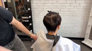 Как стричь затылок в короткой стрижке с вихрами