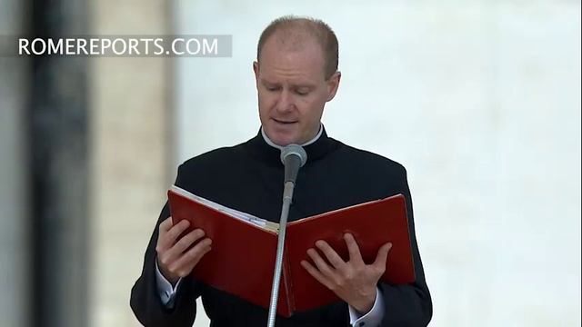 Pope Francis explains importance of rejecting Satan in baptism смотреть онлайн