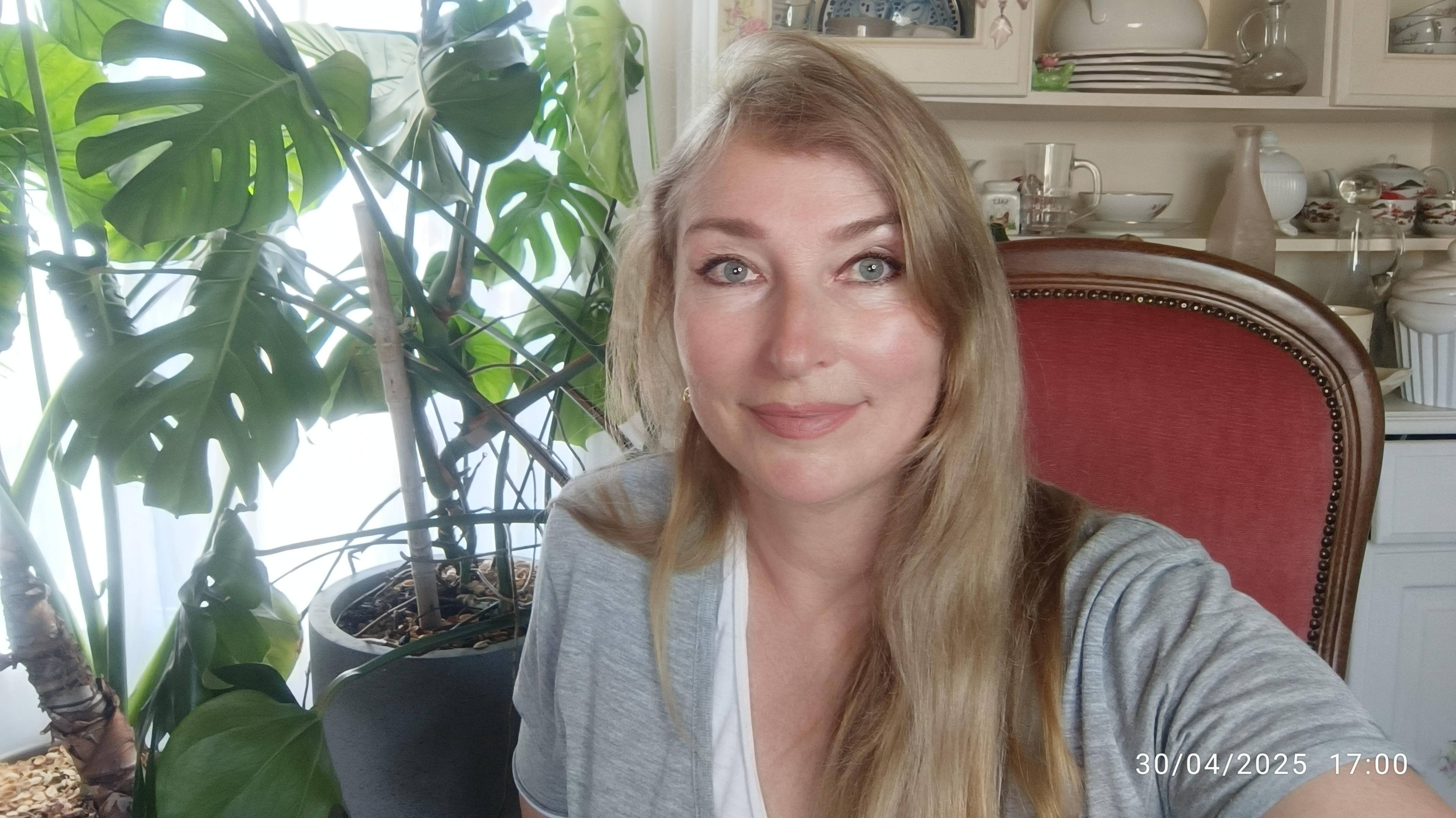 Черный аут. Будет или нет_ Первое мая во Франции. смотреть онлайн