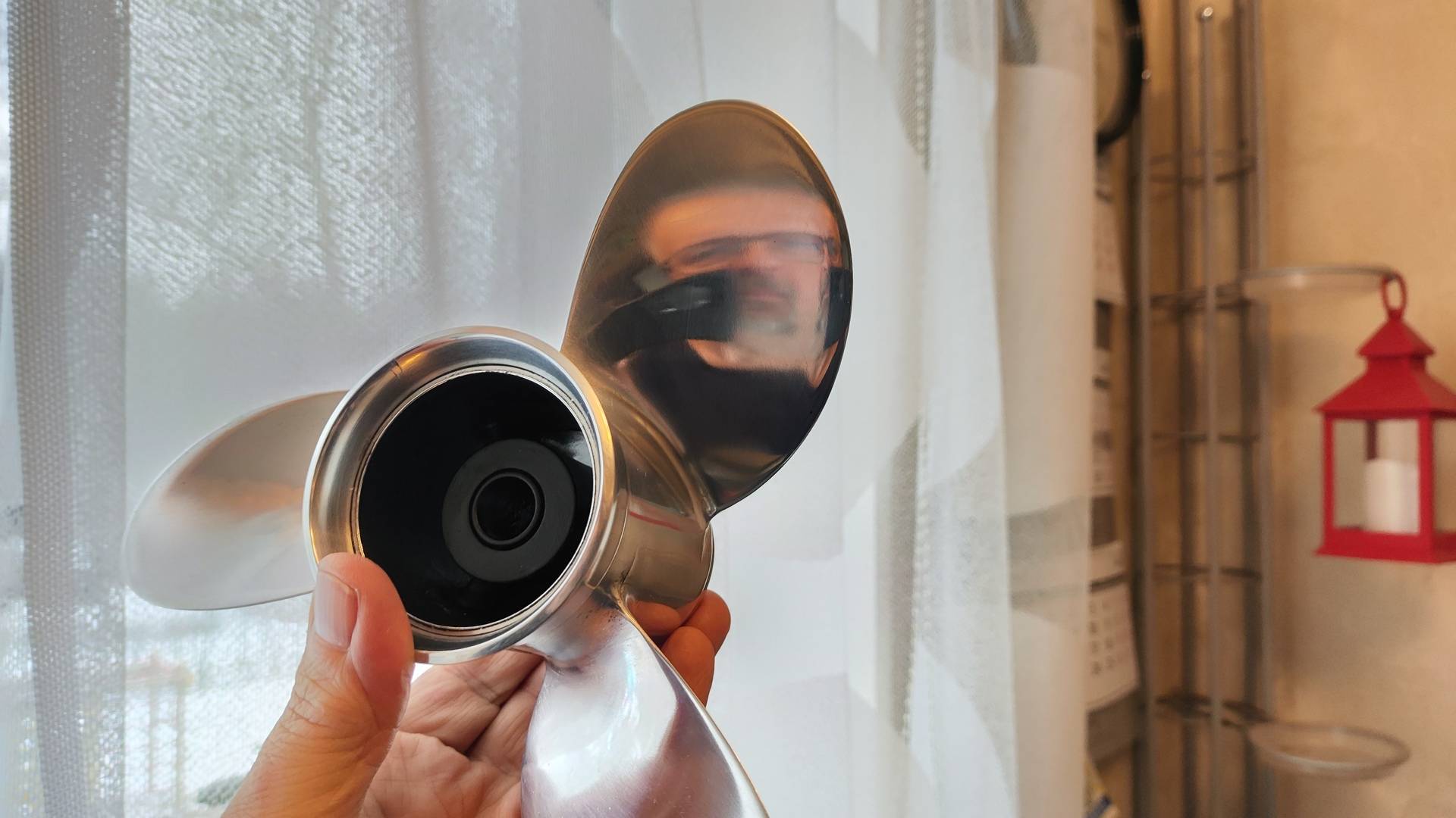 Тест 4-х винтов для Тохатсу 9,8