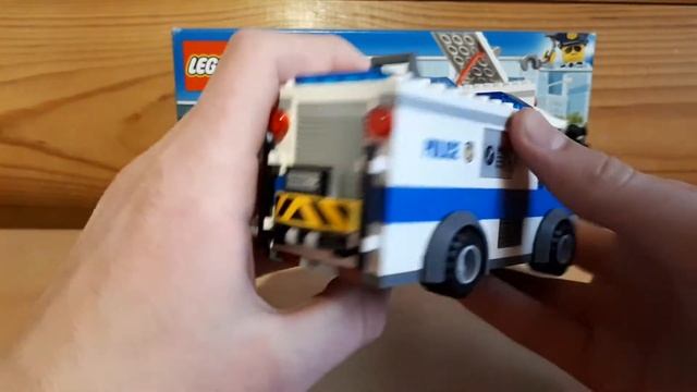 Обзор LEGO City 60142 Инкассаторская машина смотреть онлайн