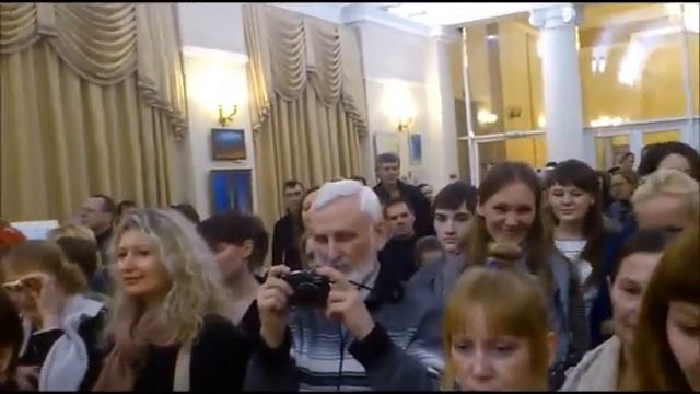 Елена Сереброва и Андрея Писклов.Открытие выставки.wmv смотреть онлайн