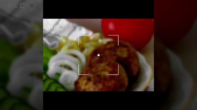Котлетки из мяса свинины и говядины с макаронами.Свежие овощи.Mesano Meso,makaroni.ням.🤤😋👍
