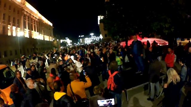 #ден105 ... Арман Бабикян на протест с искане за #оставка на #борисов и #гешев... гр. София