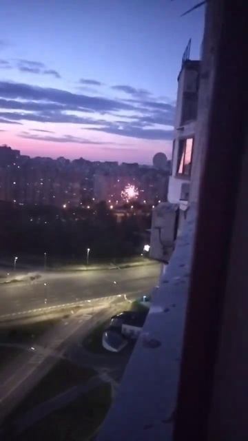Салют, в Киеве(((