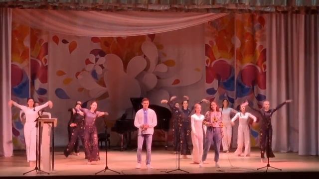 "Там у тополі" смотреть онлайн