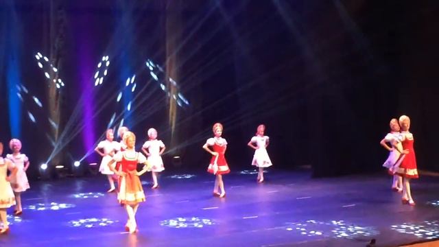 "Калинка" в Абу Даби смотреть онлайн