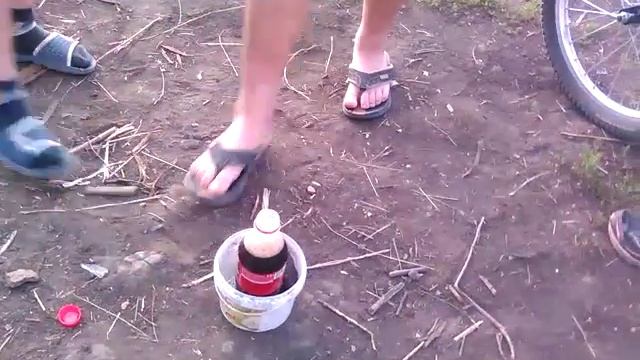 Кола. И ментос смотреть онлайн